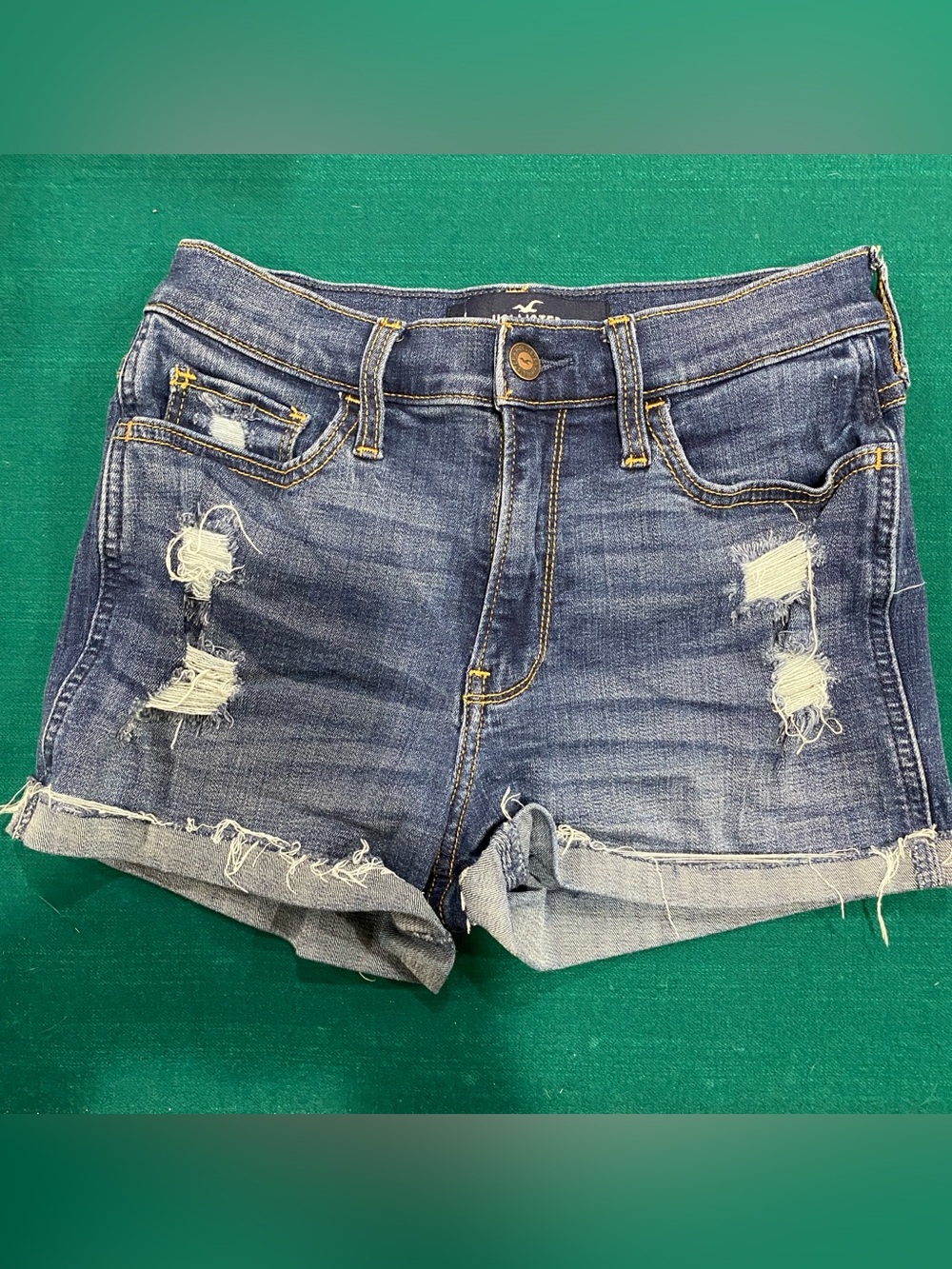 Hollister Junior’s Dark Blue Distressed Denim Jean Shorts Size 3 Waist 26
